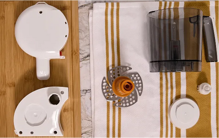 Easy to clean and fill, fully accessible steam tank, dishwasher-safe bowl/blade, and removable water tank